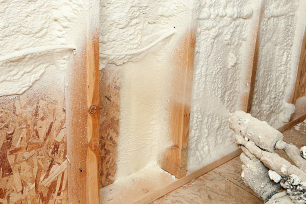 Spraying insulation